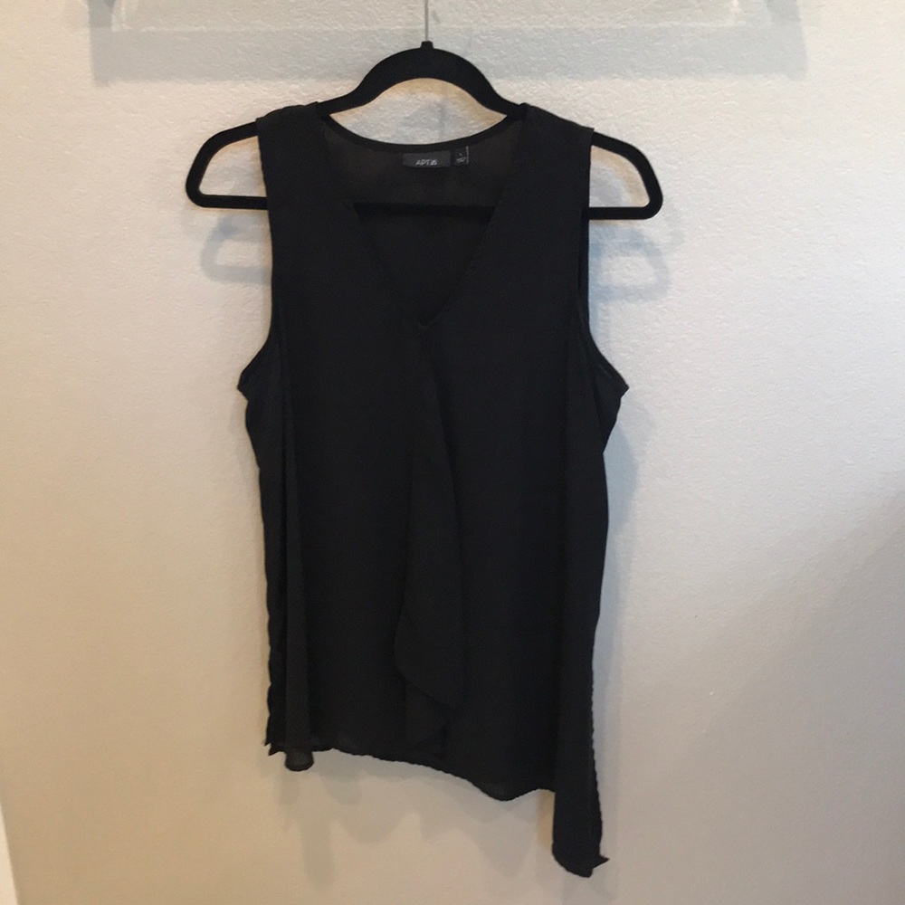Women’s sleeveless top